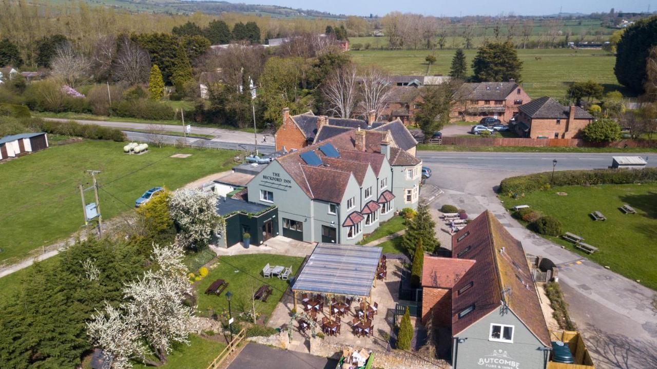 Beckford Inn Bagian luar foto