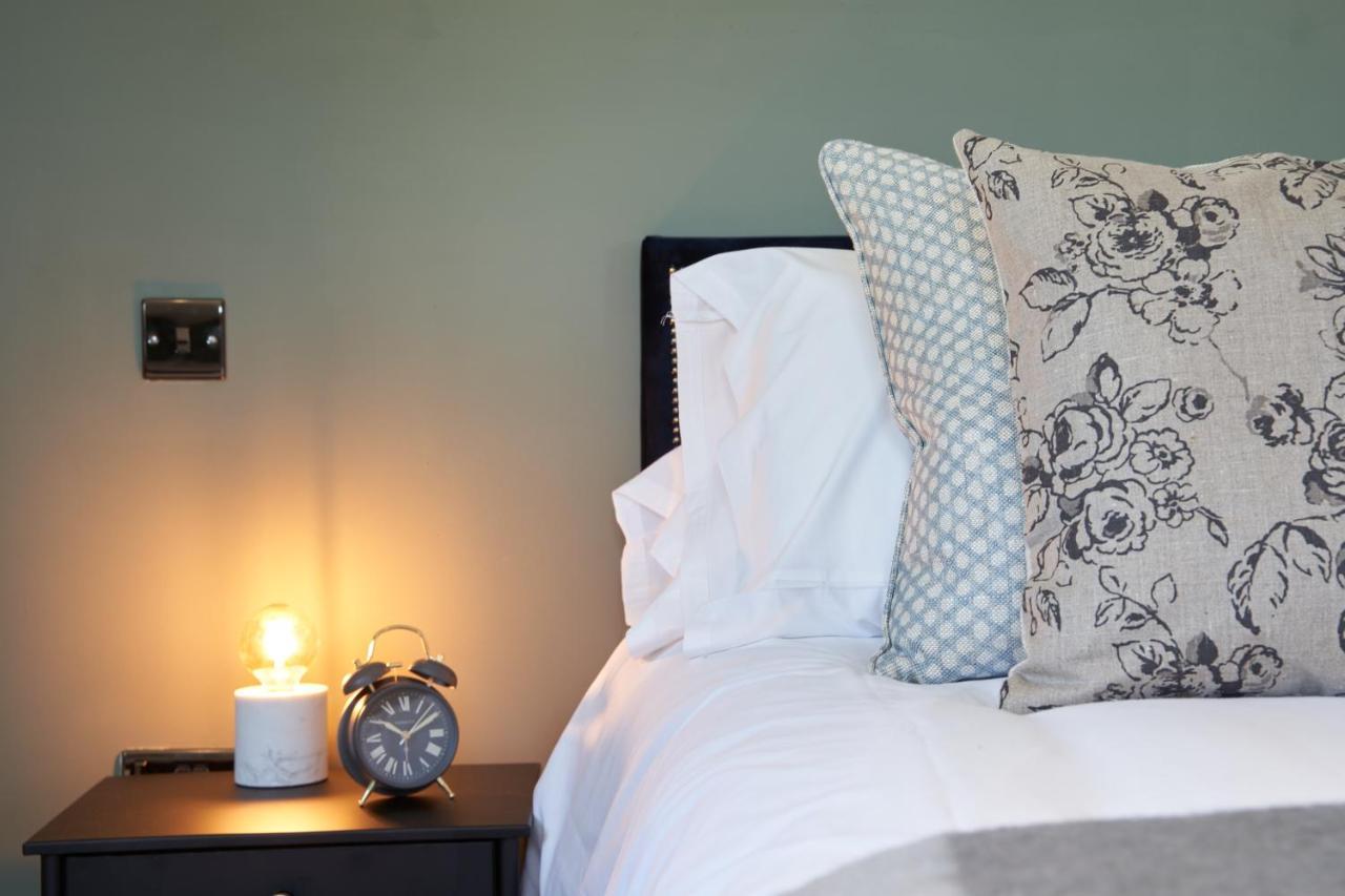 Beckford Inn Bagian luar foto